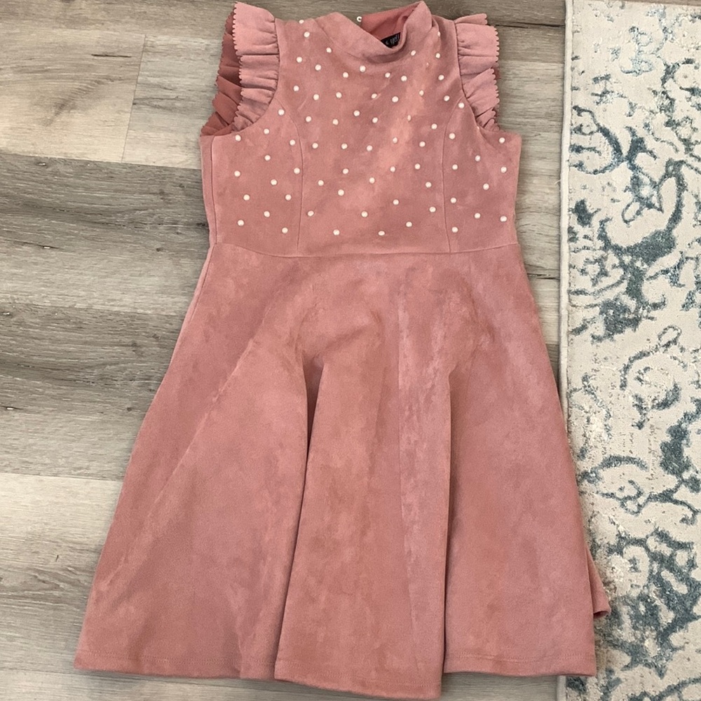 Girls dress
